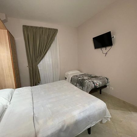 Ambasada Suite Рим Екстериор снимка