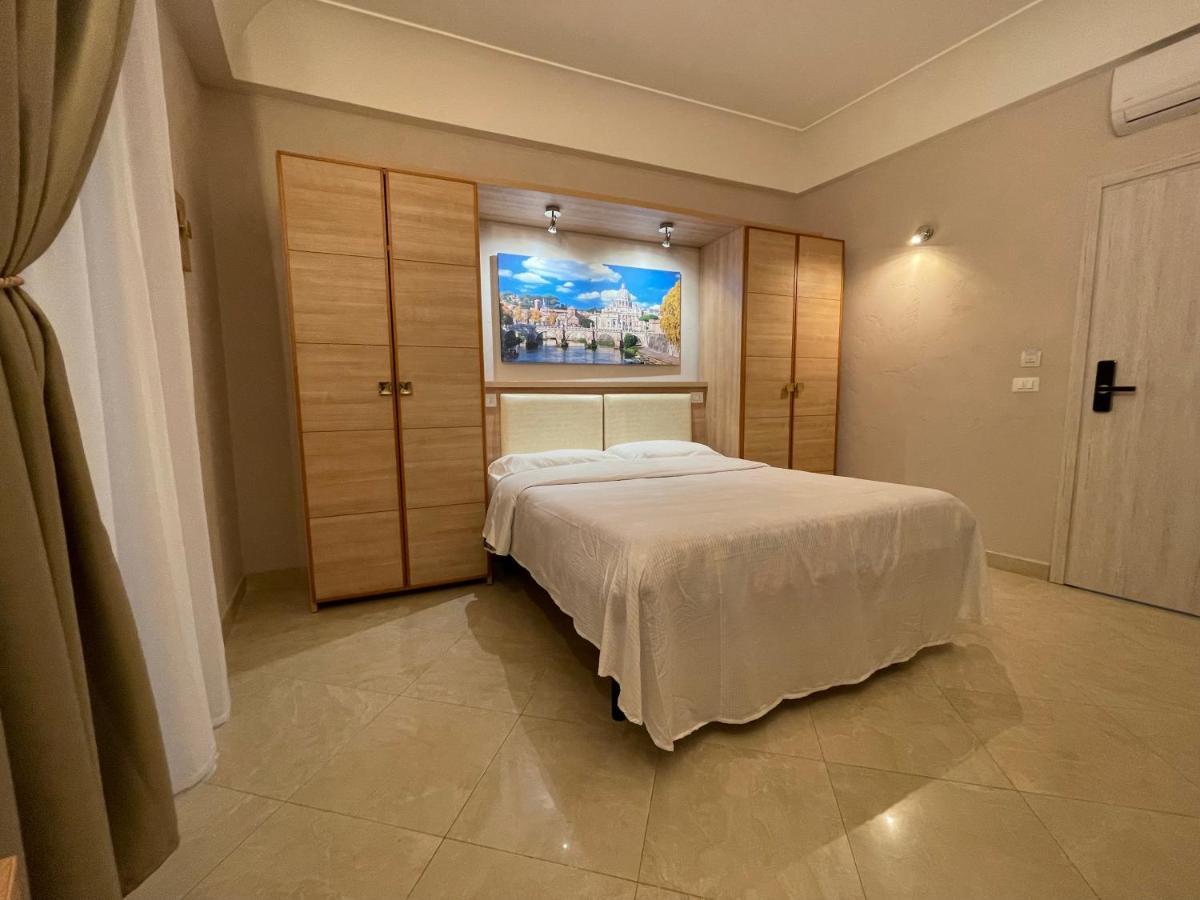 Ambasada Suite Рим Екстериор снимка